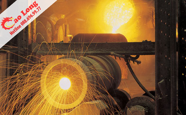 Đúc bạc thau ly tâm